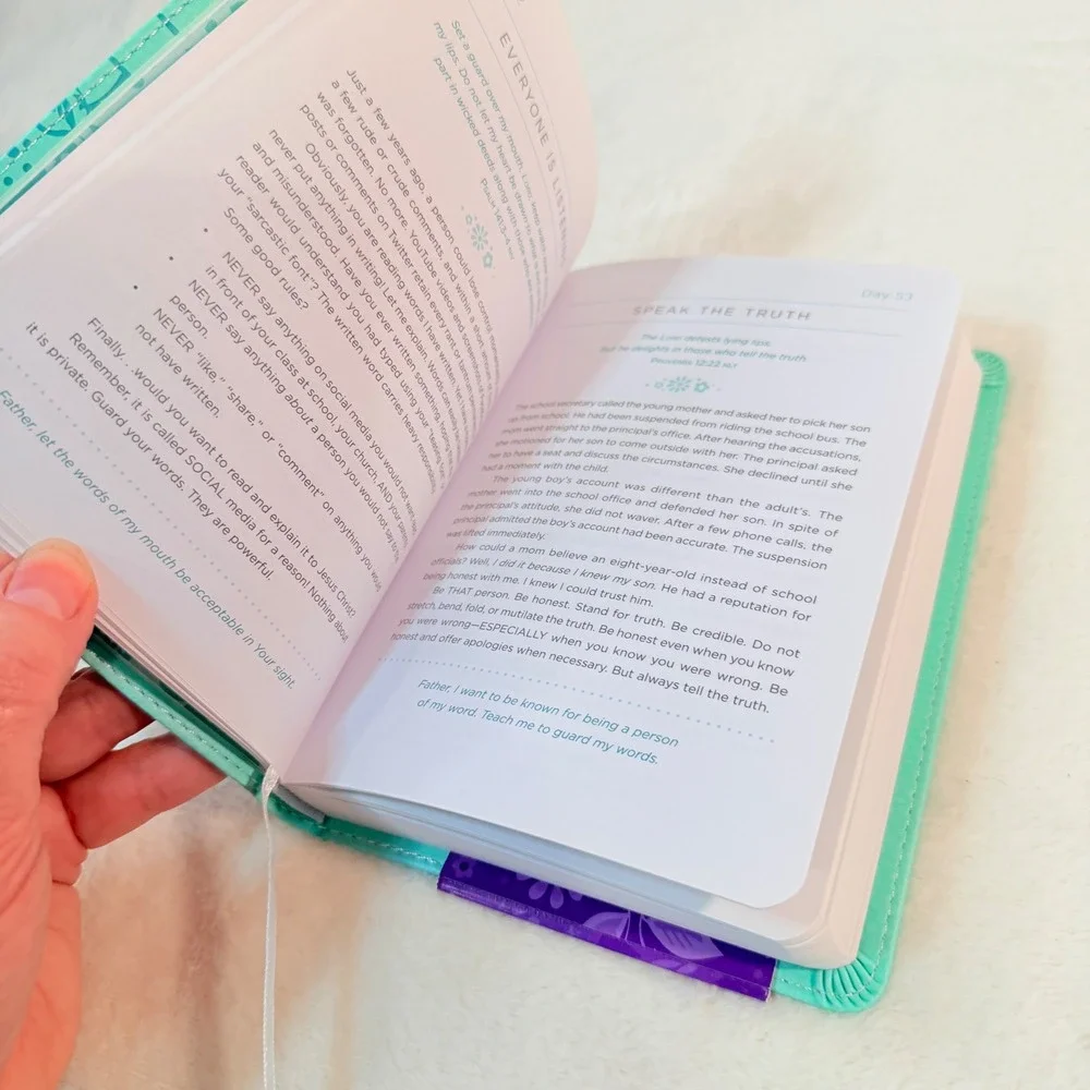 3-Minute Devotions‎ for Teen Girls Barbour Books Teal Faux Leather Devotional